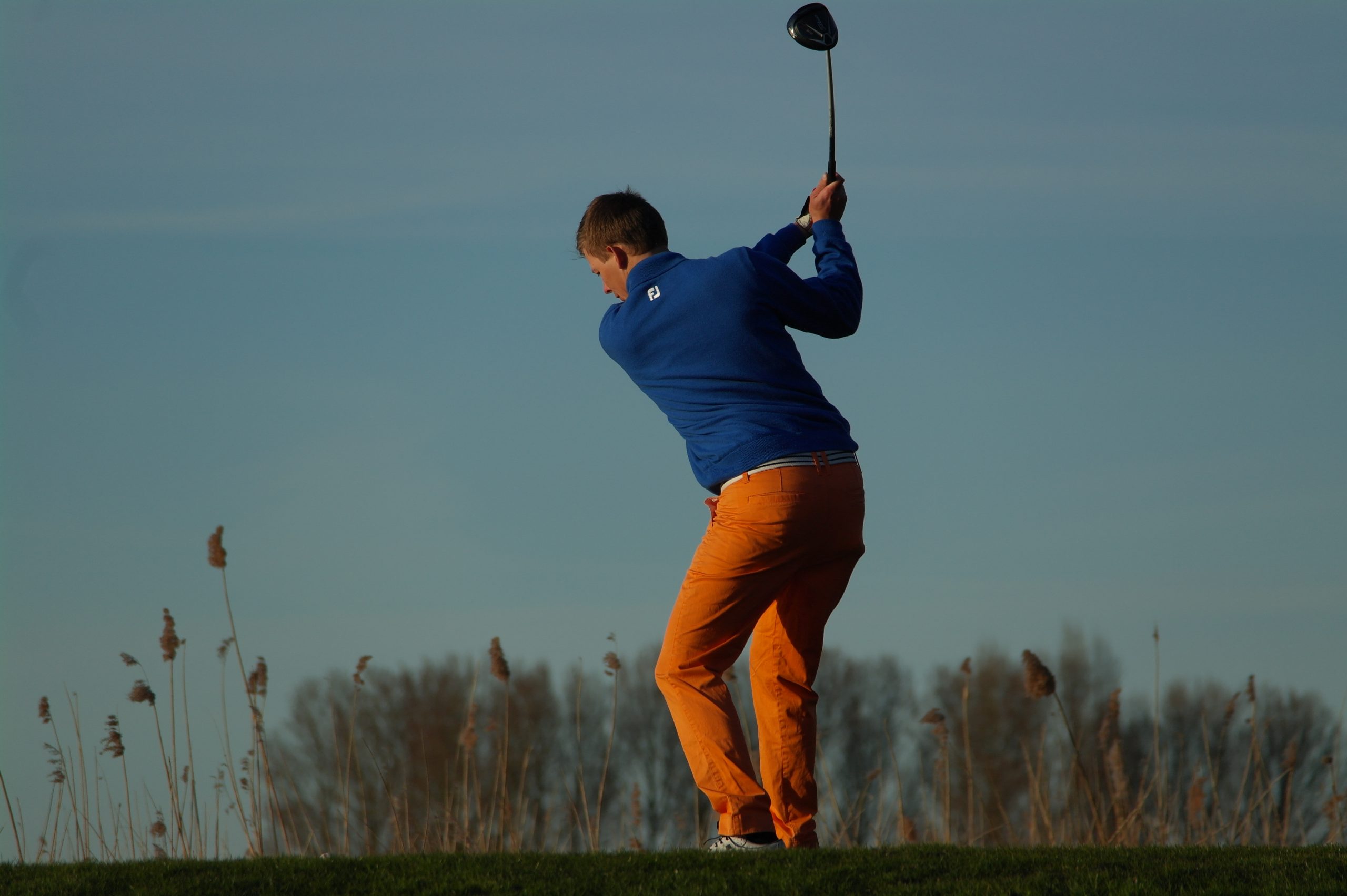 PGA golfprofessional Patrique Baljé bij een afslag met de driver